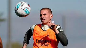 开云-阿斯:马斯坦托诺放弃休息争取首发,他正期待为皇马打入首球