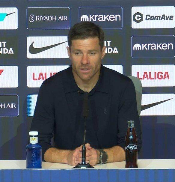 1758998909044064858.jpg 开云APP-哈维·阿隆索:德比失利是我们应得的,没有任何借口