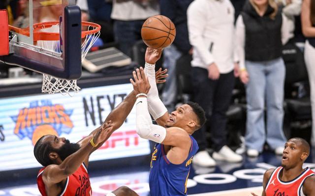 1745115778936034822.jpg 开云-【人物】从背锅侠变赢球功臣!韦少18天上演命运反转