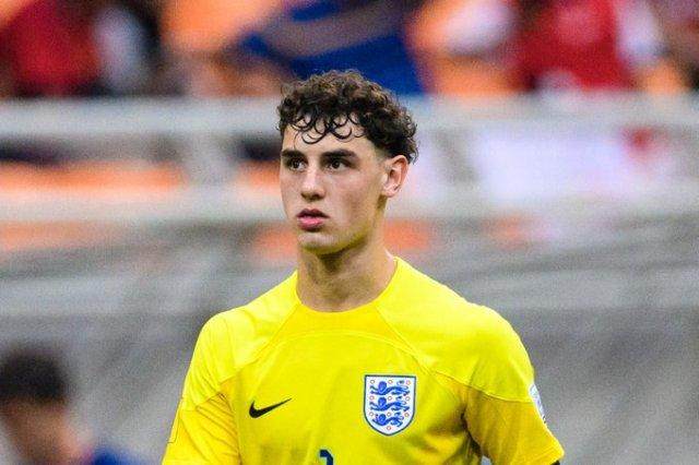 1721001817005035850.jpg 【早报】西班牙2比1英格兰,7场全胜再临欧洲之巅!