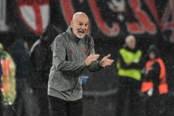 1713487505833063394.jpg 开云下载-孤注一掷的皮奥利疯了,被球迷训话的米兰也疯了