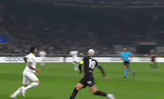 1676422892807023457.gif 开云APP-小负米兰,热刺4天双线溃败?孔蒂扬言主场大反攻!