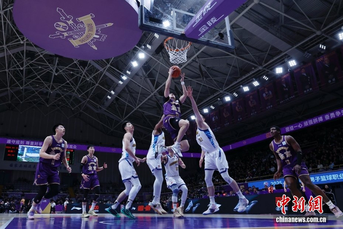 CBA常规赛:北京控股队负于浙江方兴渡队|浙江队|体育馆|男子篮球|职业联赛|北控男篮_新浪体育_新浪新闻