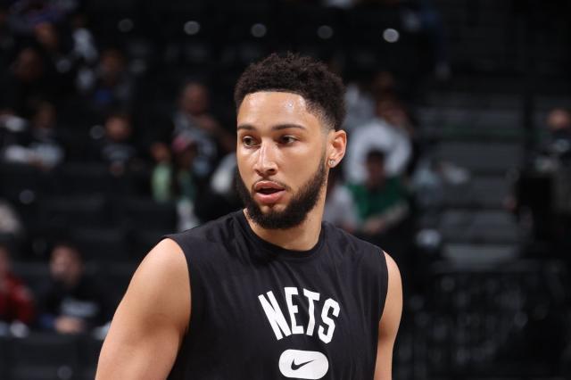 开云APP-西蒙斯亲述（上）：季后赛想复出 背伤发作动弹不得