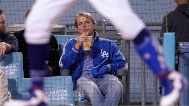 1651910723607089165.jpg 开云APP-【观察】蓝军进入美资时代 新老板像红魔还是红军?