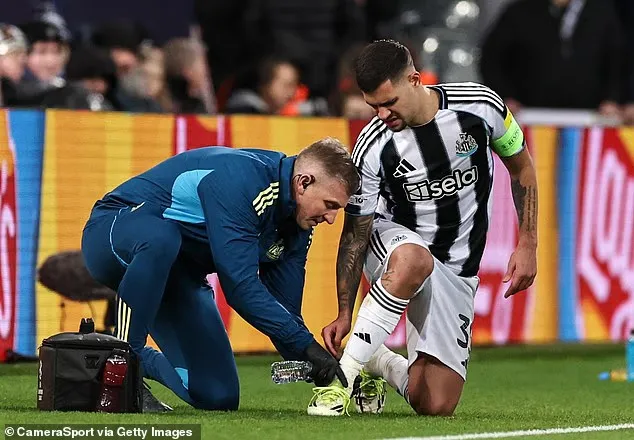 kaiyun-跟队：吉马良斯出征巴黎，纽卡希望他登场帮助球队锁定前八