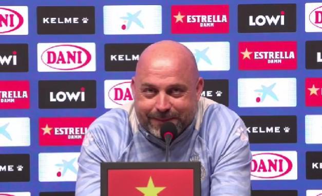 开云体育-西班牙人主帅：我告诉球员们再不赢球，我将饭碗不保、流落街头