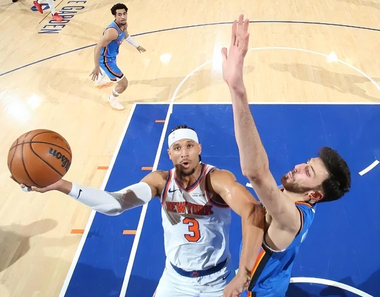 开云体育-26分8助！28分8板6记三分！SGA迎来神级里程碑，NBA最强王炸诞生