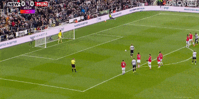 kaiyun-1-2被纽卡绝杀：卡里克遭遇上任首败，曼联多打一人仍被逆转