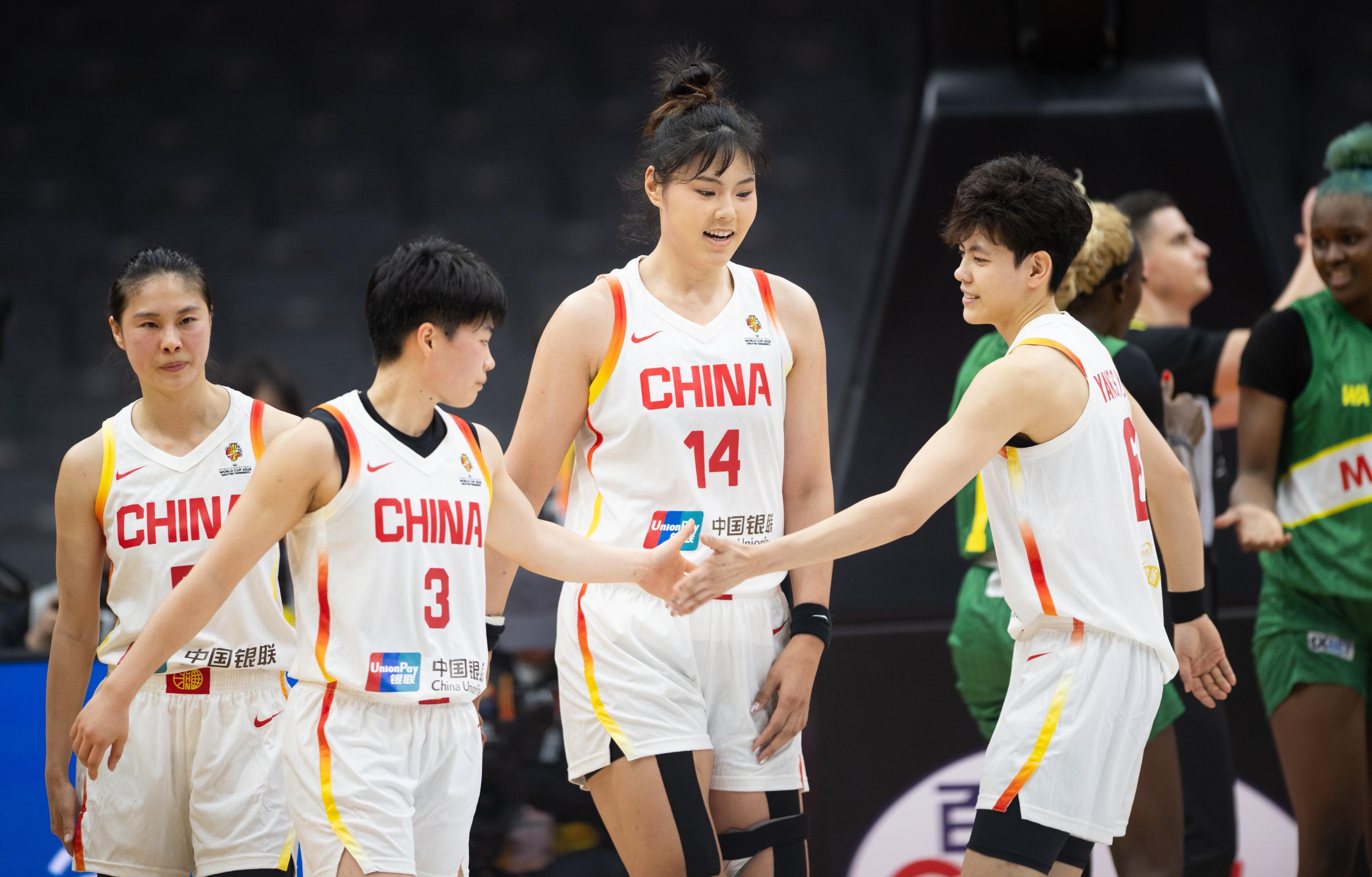 开云官网-中国女篮首胜功臣诞生！不是韩旭和张子宇，宫鲁鸣这步棋走对了